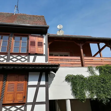 Et Terrasse Privee Apartman *
